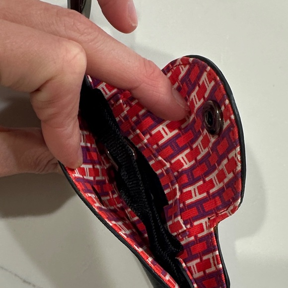 Black Handbag handcuff anti theft device purse holder secure bag to cart, car - Picture 6 of 7